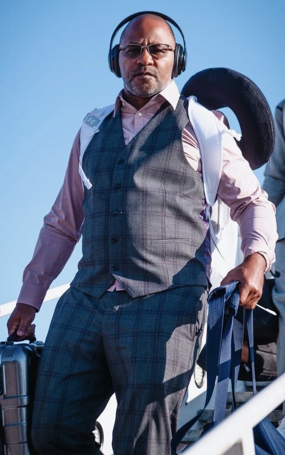 Mike J.Rigell (@coachrigell) on Twitter photo EMPOWERING๐๐พ & MENTORING โ
BALLERS๐~Blessed ๐๐พto be their๐Coach~IAY. GO UNC BEARS ๐ป!!! EMPOWERING๐๐พ & MENTORING โ
BALLERS๐~Blessed ๐๐พto be their๐Coach~IAY. GO UNC BEARS ๐ป!!!