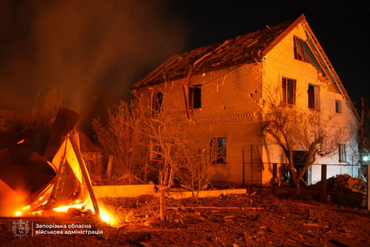 Another shelling of Zaporizhzhia 
#RussiaIsATerroristState