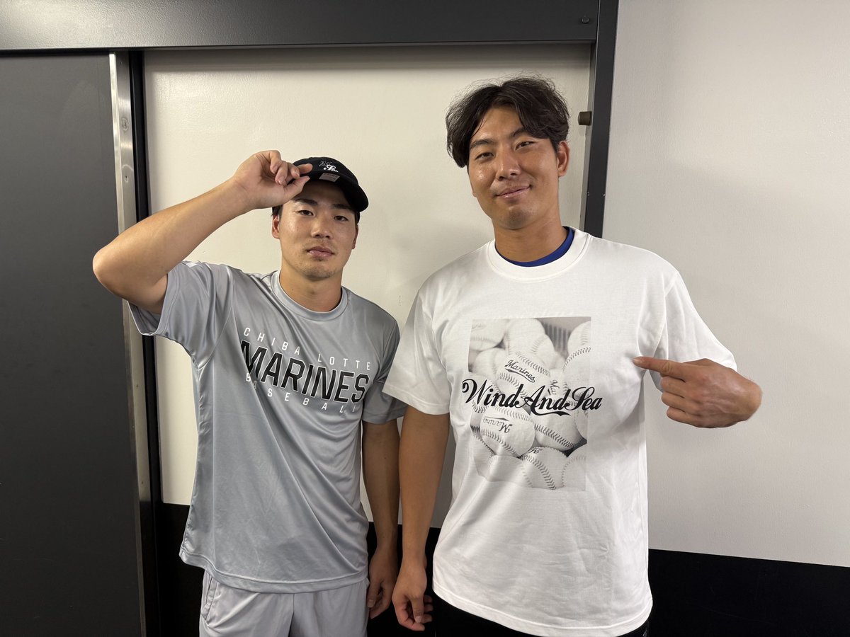 ロッカールーム前で #友杉篤輝 選手と #茶谷健太 選手を発見！ カメラ