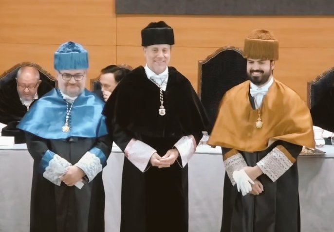 El pasado jueves 18, durante la inauguración del nuevo curso académico de la UJA, nuestro compañero David Díaz Jiménez fue investido doctor . ¡Enhorabuena!