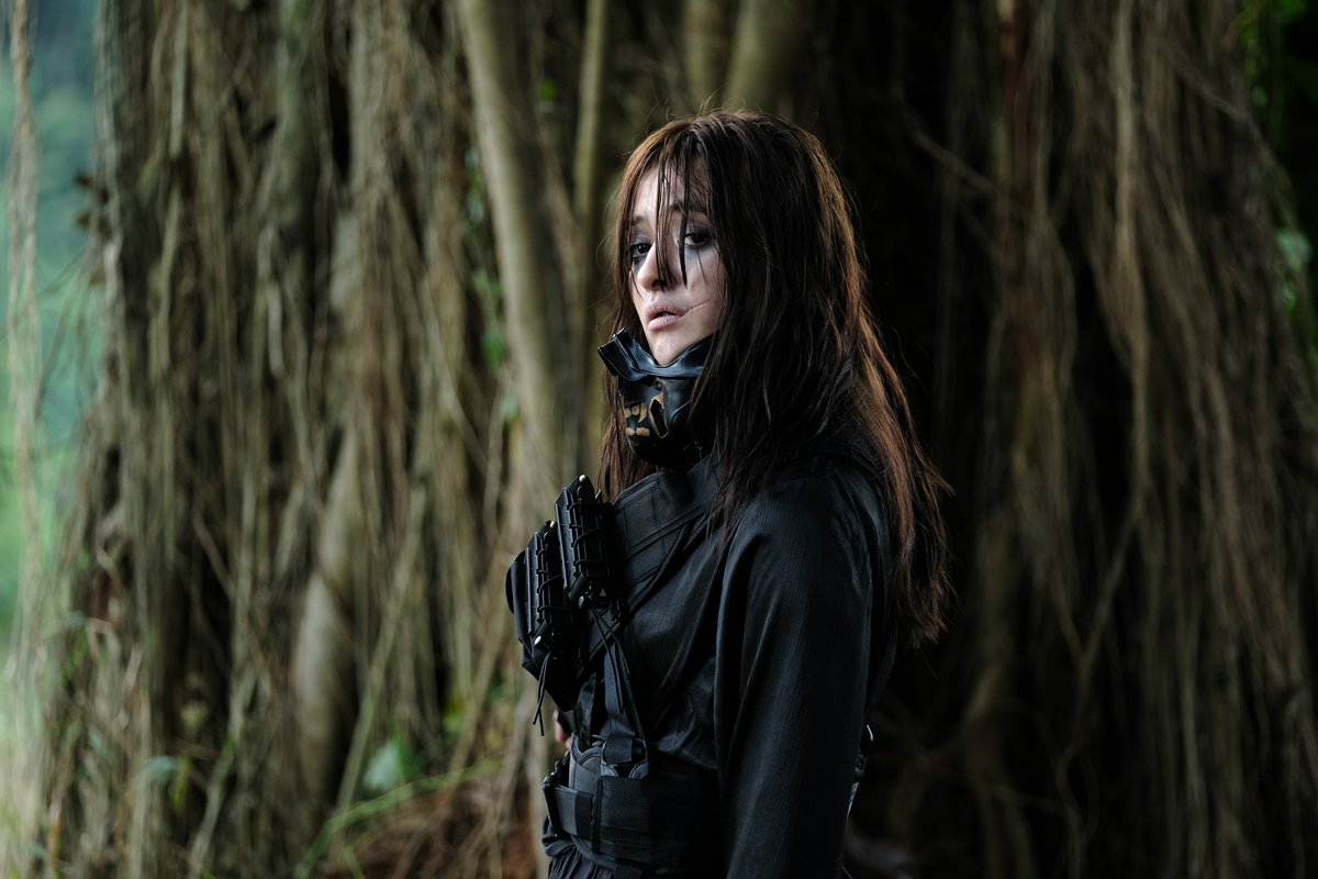 Timobros's tweet image. I have finished writing the outline for TSK.
its a story that I feel is unique,  revealing 13’s darker side  as she moves forward into brutal warfare, while also feels somewhat more tender  &amp;amp;  youthful.

Crossing fingers we get to make this one,