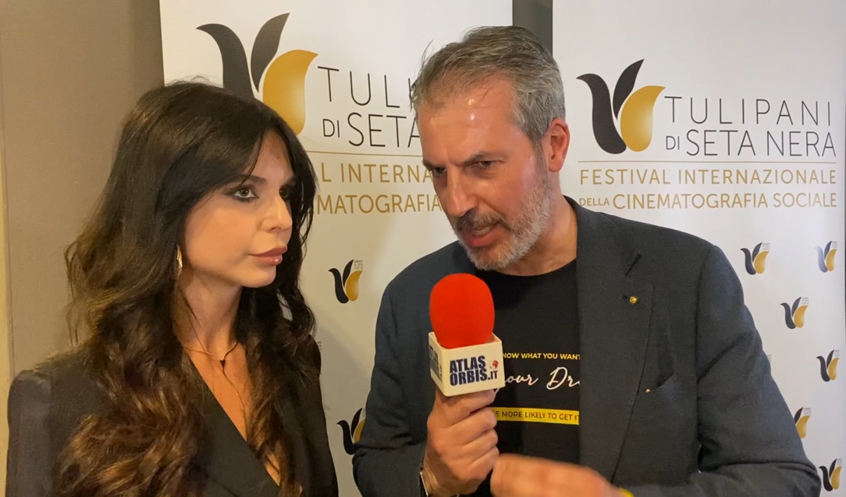 AssoARGOS's tweet photo. 🎬#TulipaniSetaNera 🎙️intervista con attrice e sceneggiatrice #EleonoraPuglia 🙍‍♀️ ➡️Vedi tutta intervista, clicca qui📺 👇https://t.co/oRArc4gS9h https://t.co/ZGqnOvunqk