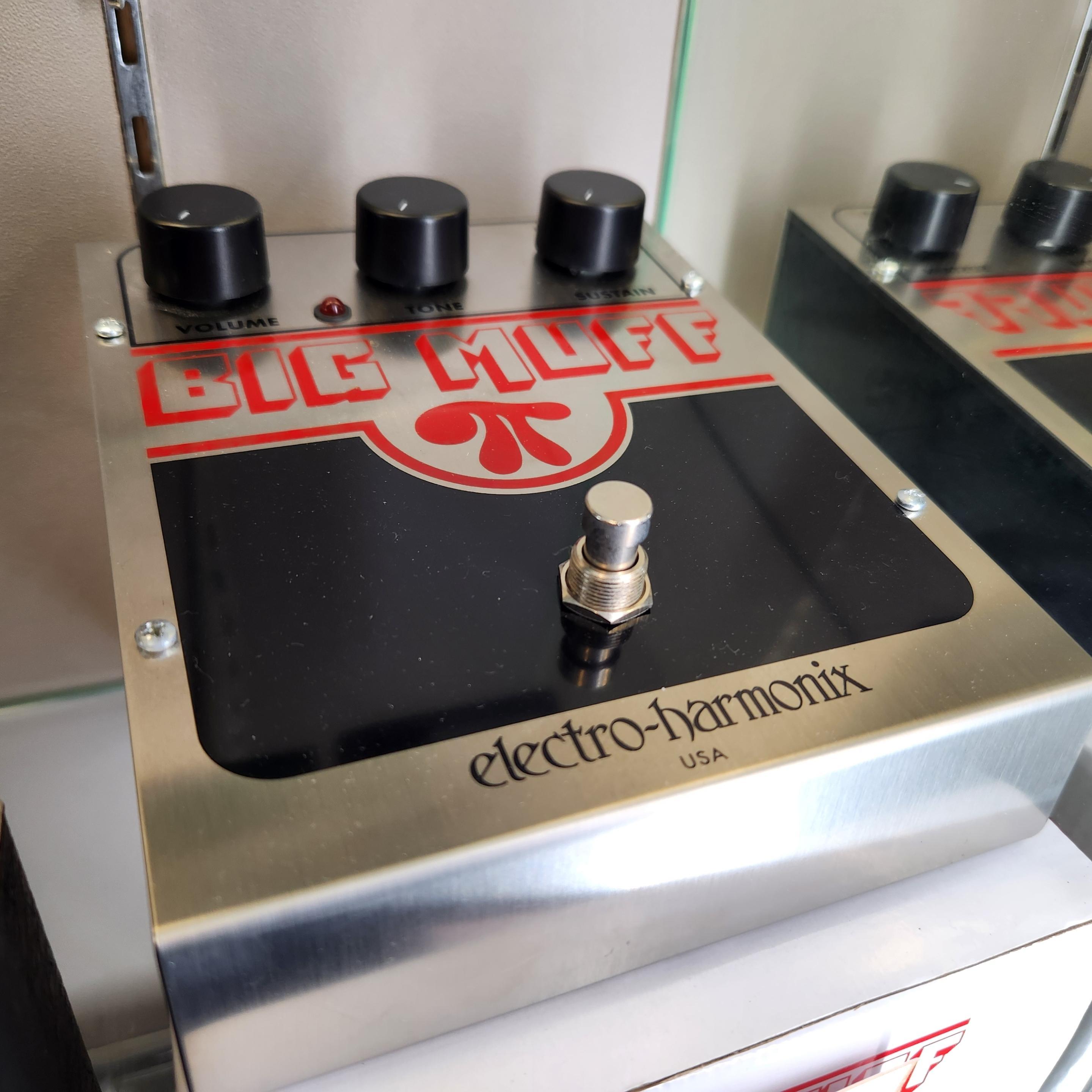 【箱付き美品】ElectroHarmonix lMuffTopBoost s-l400.jpg