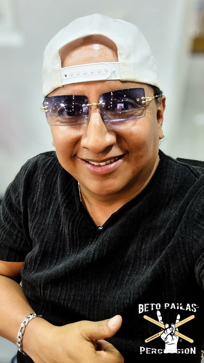 El truco está en ATREVERSE... 
🌟 El Miedo dura segundos y la VERGÜENZA dura días.
 Pero el ARREPENTIMIENTO es para SIEMPRE. 
Feliz día martes 
para todos 👍🏻 
Agradecido y Bendecido 🙏🏻 
Caminando voy... 🚶🏻‍♂️
Siempre Positivo 
Pá Lante 👉🏻 
#betopailas 🥁
#musica 
#FelizMartesATodos