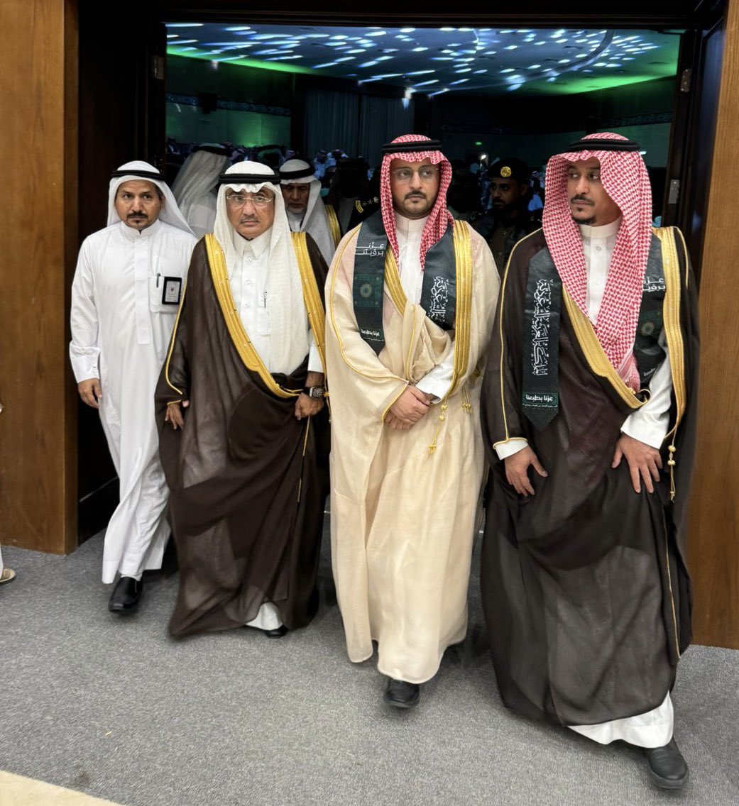 📸 | صور 

فرحتنا في ليلة الوطن 🇸🇦

#اليوم_الوطني_عزنا_بطبعنا
#اليوم_الوطني_السعودي95 
#أمانة_منطقة_القصيم