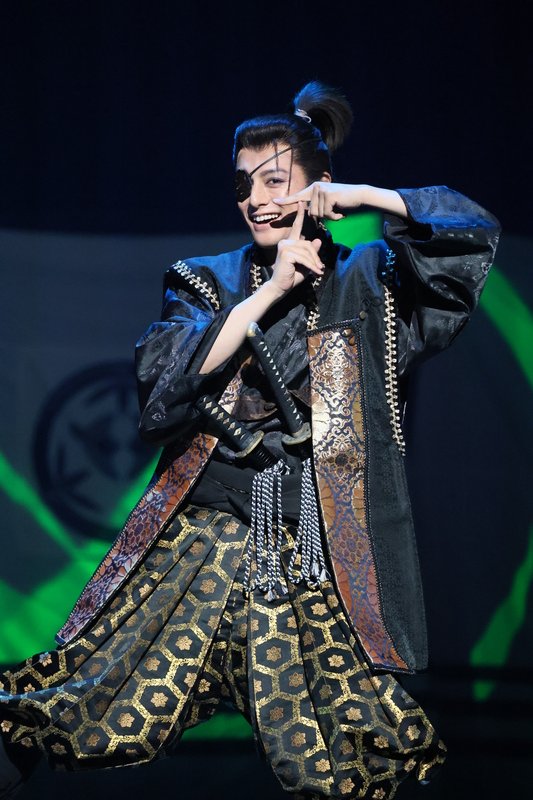 theatergirl_jp's tweet image. 9/20より『大逆転!戦国武将誉賑』が開幕!
#松平健、#コロッケ、#久本雅美、#檀れい ら登壇✨
合同取材会のレポートと舞台写真をお届け📸
▼記事はこちら
theatergirl.jp/?p=68601
#立花裕大 #赤澤遼太郎 #戦国武将誉賑 #戦国かーにばる #明治座