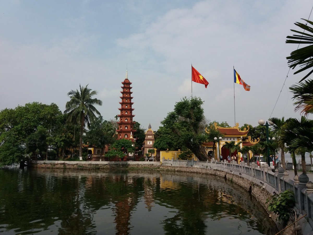 titular1957's tweet image. Hanoi, Vietnam👌✈️🌍✨