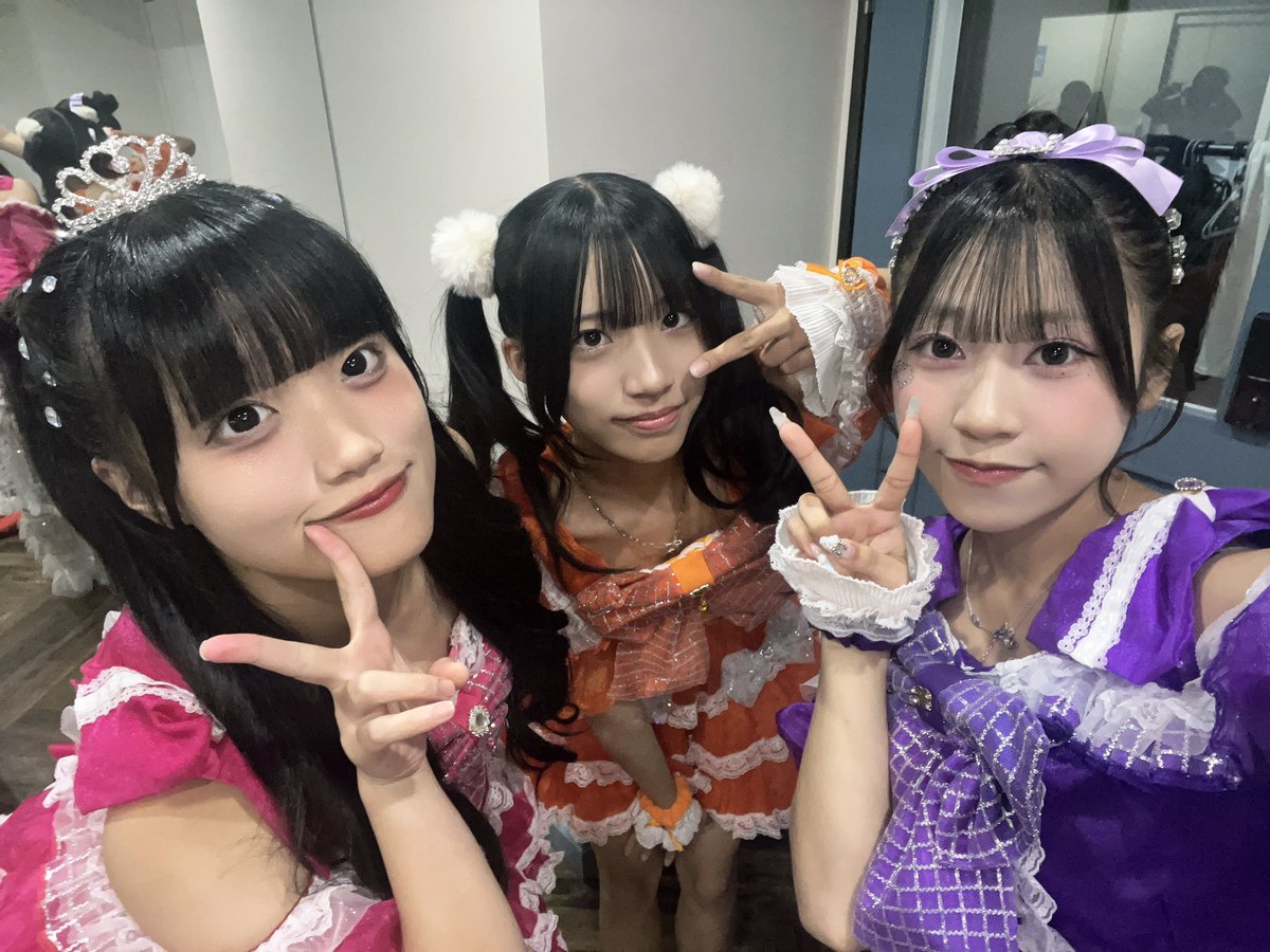 TwinkleTroupe's tweet image. da-gashi☆presents.「da-gaCity」
にお越しくださったみなさま
そしてLIVEを見て下さったみなさま
ありがとうございました✨️🎠

セトリ⬇️
🤍マジで最強うるるんビーム
🤍サクセスライフ
🤍Twinkle magic

※夢見ノみゆはお休みとなります。

 #TwinkleTroupe