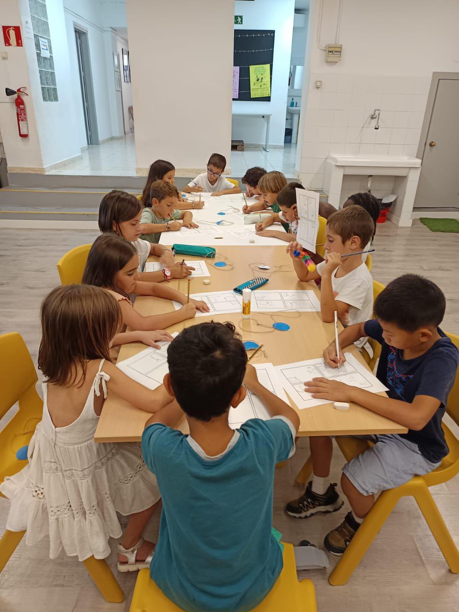 |INTERNIVELLS|

👥L’alumnat del tram 1 comencen els tallers internivells, un espai on gaudiran de manera lúdica amb altres companys i companyes del tram. 

#educació #Mollet #escolaCem #primària #escola #aprendre