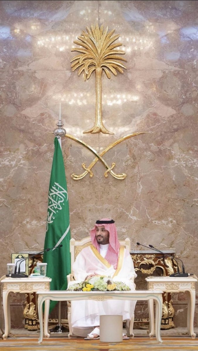 كل عام ووطننا بأمن ورخاء وعزه 
اللهم ادمه لنا 

 #اليوم_الوطني_عزنا_بطبعنا