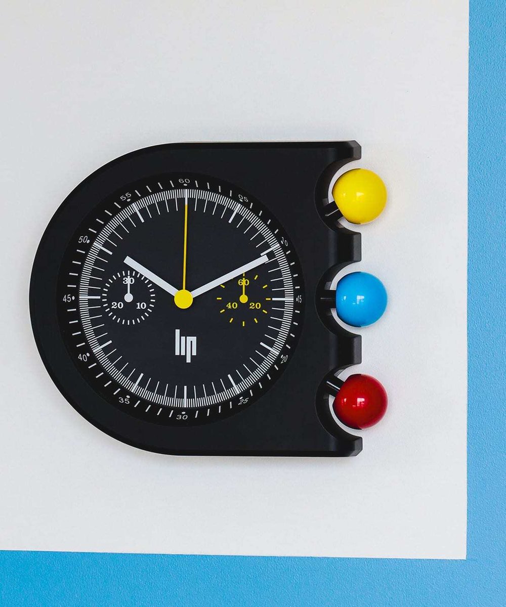 〈LIP(リップ）〉
MACH 2000 WALL CLOCK⏰️
🌟NEW Release🌟

名作「MACH 2000」からウォールクロックが誕生！
機能と遊び心が融合したおしゃれな壁掛け時計が、アートな時間を彩ります✨️
アイテムはこちら
🛒 bit.ly/4pAxe9i

<a href="/bPr_BEAMS_/">bPr BEAMS</a>
#beams #ビームス