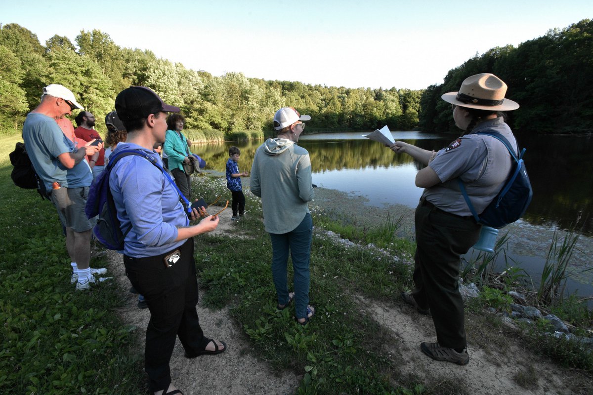 This Friday, September 26, from 6-7 pm, enjoy an evening walk with a ranger and learn about the Oak Hill area. To get details and register, visit our web calendar at nps.gov/cuva/planyourv….

Photo: NPS/Rick Santich