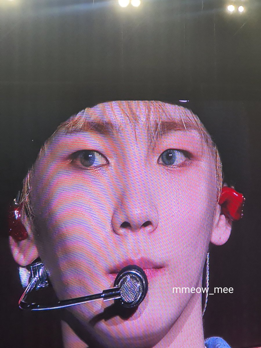 염소콘 이거 말고 몇 장 더 있었는데 파일 용량 정리하다가 실수로 죄다 날라가서 너무 슬픔...... .