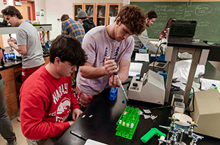 Gratified to see our exceptional student outcomes - driven by dedicated faculty, staff, and alumni - recognized by USNWR. While much of higher education is struggling, we are thriving.
Wabash Named Best Liberal Arts College in Indiana | Wabash College shar.es/agyxE0