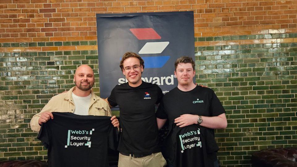 EmperorLuxion's tweet image. Great meeting everyone at @ShipyardNL their first event! 

Glad that @superteam  finally has a dedicated Dutch team. Hope you guys are going to rock the cipher t-shirts! @CipherWallet_X 

Great to connect with everyone there and hope to see and speak everyone on the next one!