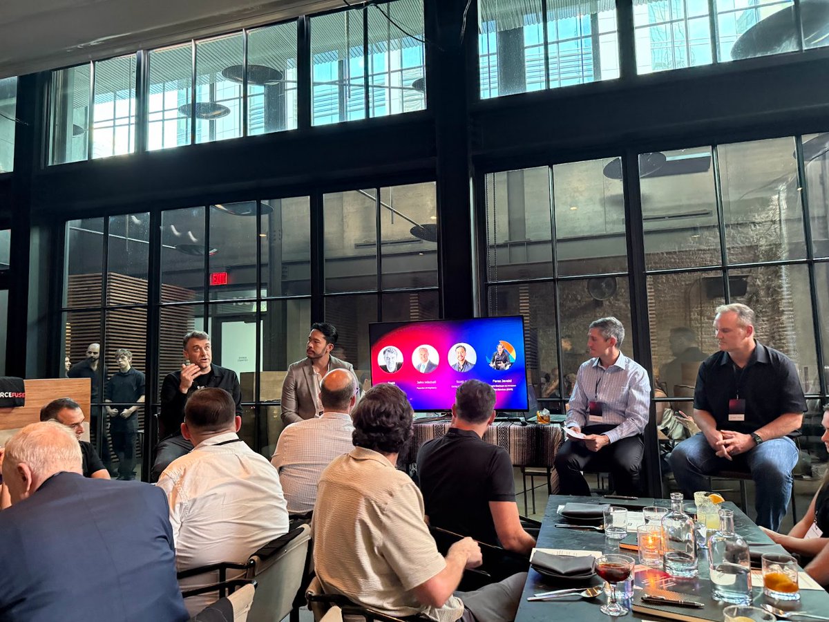 SourceFuse's tweet image. Innovation happens when brilliant minds come together.
Our recent @DeepgramAI x #SourceFuse event brought tech leaders & entrepreneurs together to explore the future of #VoiceAI.
Excited to keep driving #DigitalTransformation through meaningful partnerships.