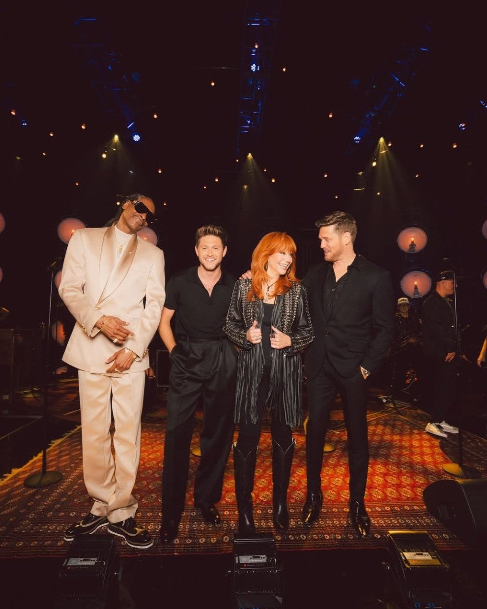 Niall Horan Updates 🤎✨ on X: "📸 | New of Niall and the other coaches for The Voice ❤️ https://t.co/J8zYifRexU" / X