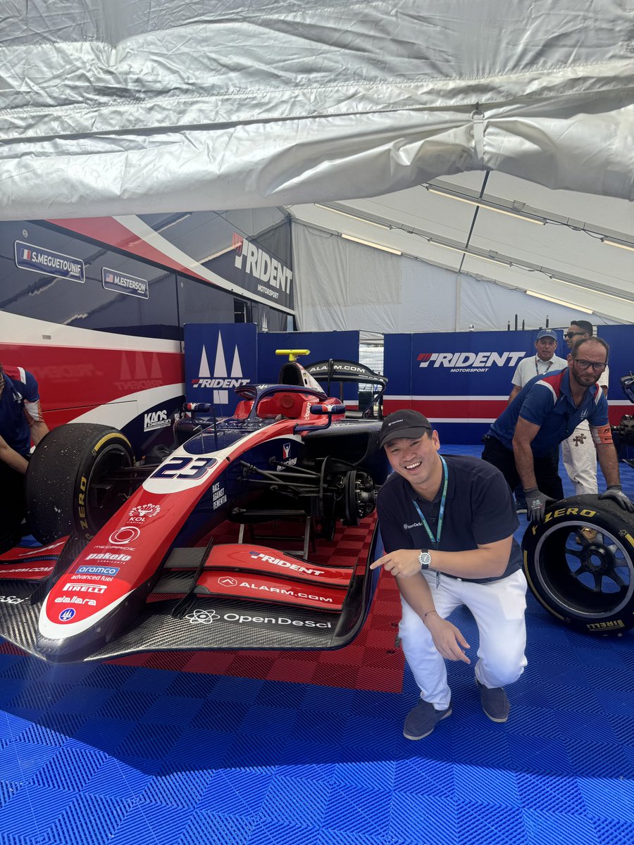 wang_8's tweet image. People called me crazy for sponsoring @Formula2 @MaxEsterson driver with @opendesciorg 

Craziness is the root of transformation. 
But here’s the truth: people don’t follow abstract ideas, they follow people. They follow stories. They follow energy.

By mixing science with speed,…