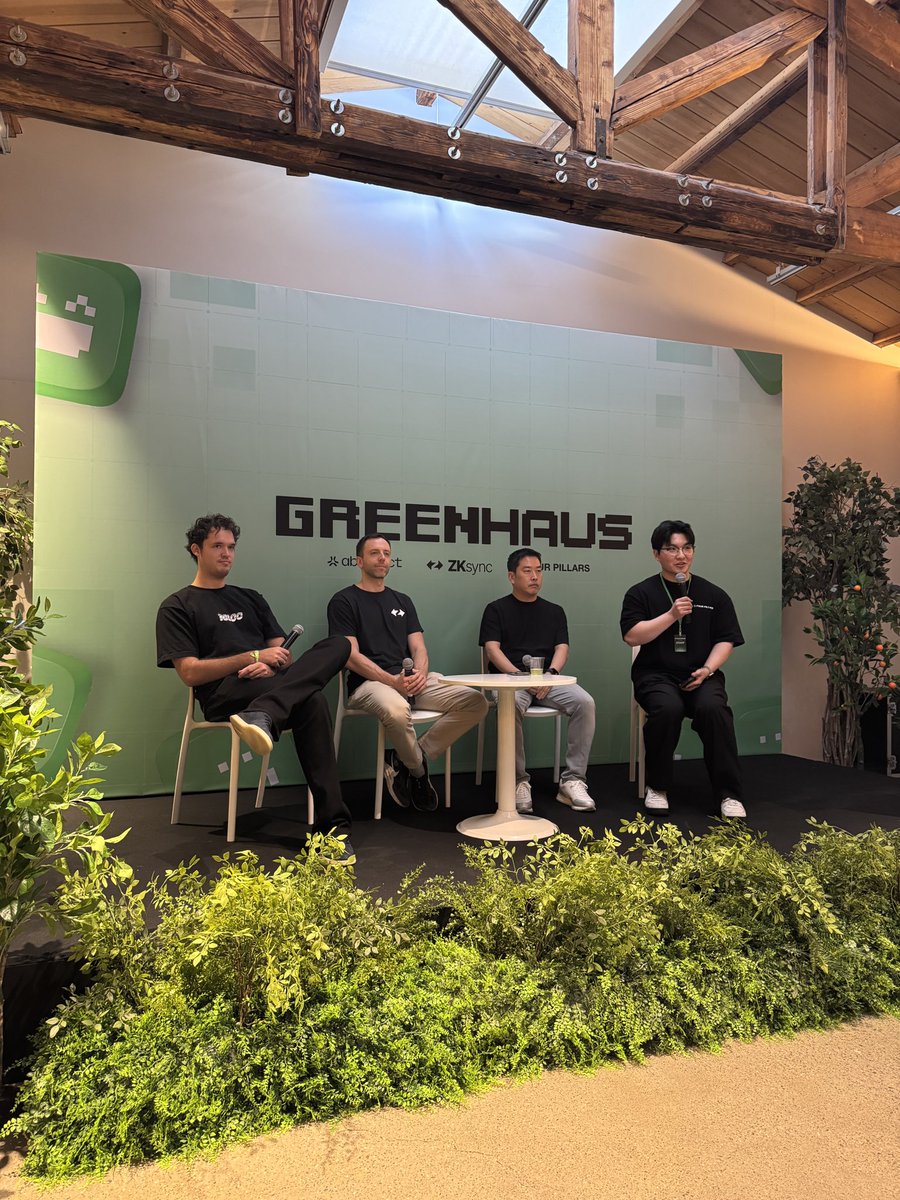 great panel today with <a href="/LucaNetz/">Luca Netz 🐧✳️</a> <a href="/gluk64/">ALEX | ZKsync ∎</a> <a href="/officialmodhaus/">Official_MODHAUS</a> &amp; <a href="/FourPillarsFP/">Four Pillars</a> at Green Haus talking about brand, culture &amp; the future of consumer crypto

absolutely hyped for what’s to come from <a href="/AbstractChain/">Abstract</a> in the near future

these guys have been cookin
