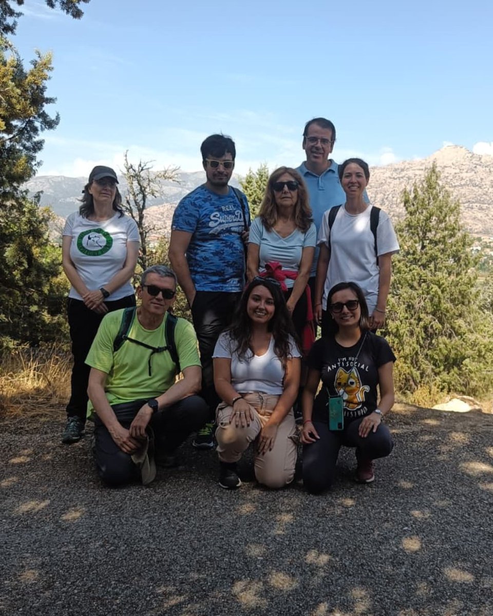 Trobada de Voluntariat a Madrid! 🤗

A Manzanares el Real vam fer una caminada, vam compartir vivències, vam repassar aprenentatges i vam llançar noves idees.

Un espai per conèixer-nos, gaudir i crear vincles 🥰

#FundacióAmicsdelaGentGran #StopSoledat #Voluntariat