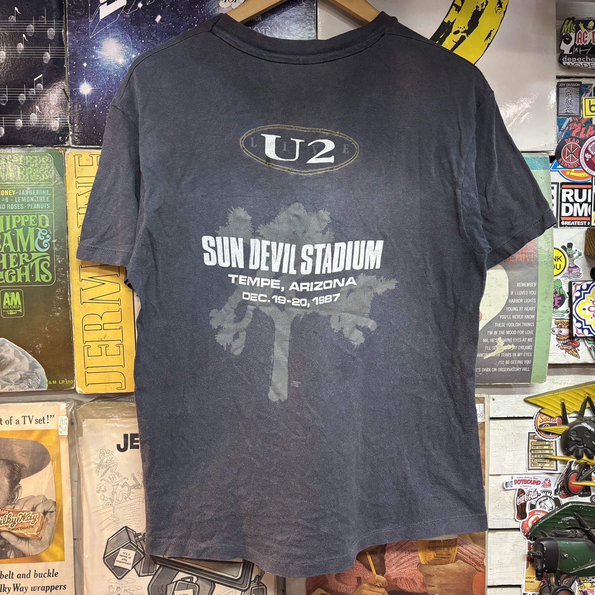 80s USA製 U2 バンドTシャツコピーライト 1987 シングルステッチ 80s USA製 U2 バンドTシャツコピーライト 1987 シングルステッチ