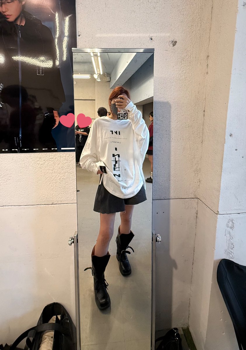 ミュージシャン IKE 全身ver.は何枚めが好き？♡ 髪の毛もポニーテールor巻き下ろし