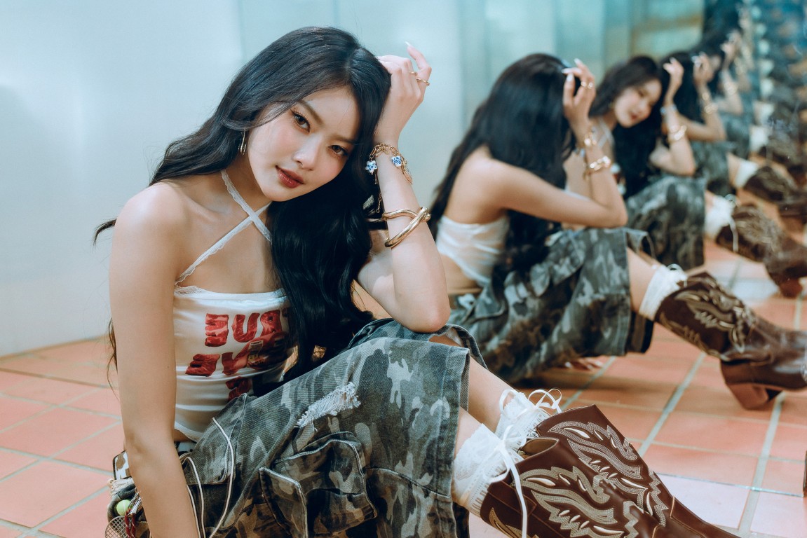 “FOURTH” คัมแบคซิงเกิลสุดร้อนแรง “Side To Side - FOURTH feat. MABELZ PiXXiE” พร้อมลุคใหม่ฮอตกร้าวใจ คว้านักร้องสาวสวย “MABELZ PiXXiE” ร่วม Featuring และ “HYE (ฮาย) Paper Planes” นั่งแท่น Producer

FOURTH x MABELZ SIDE TO SIDE

#SideToSideFourthMabelz
#Fourthnattawat