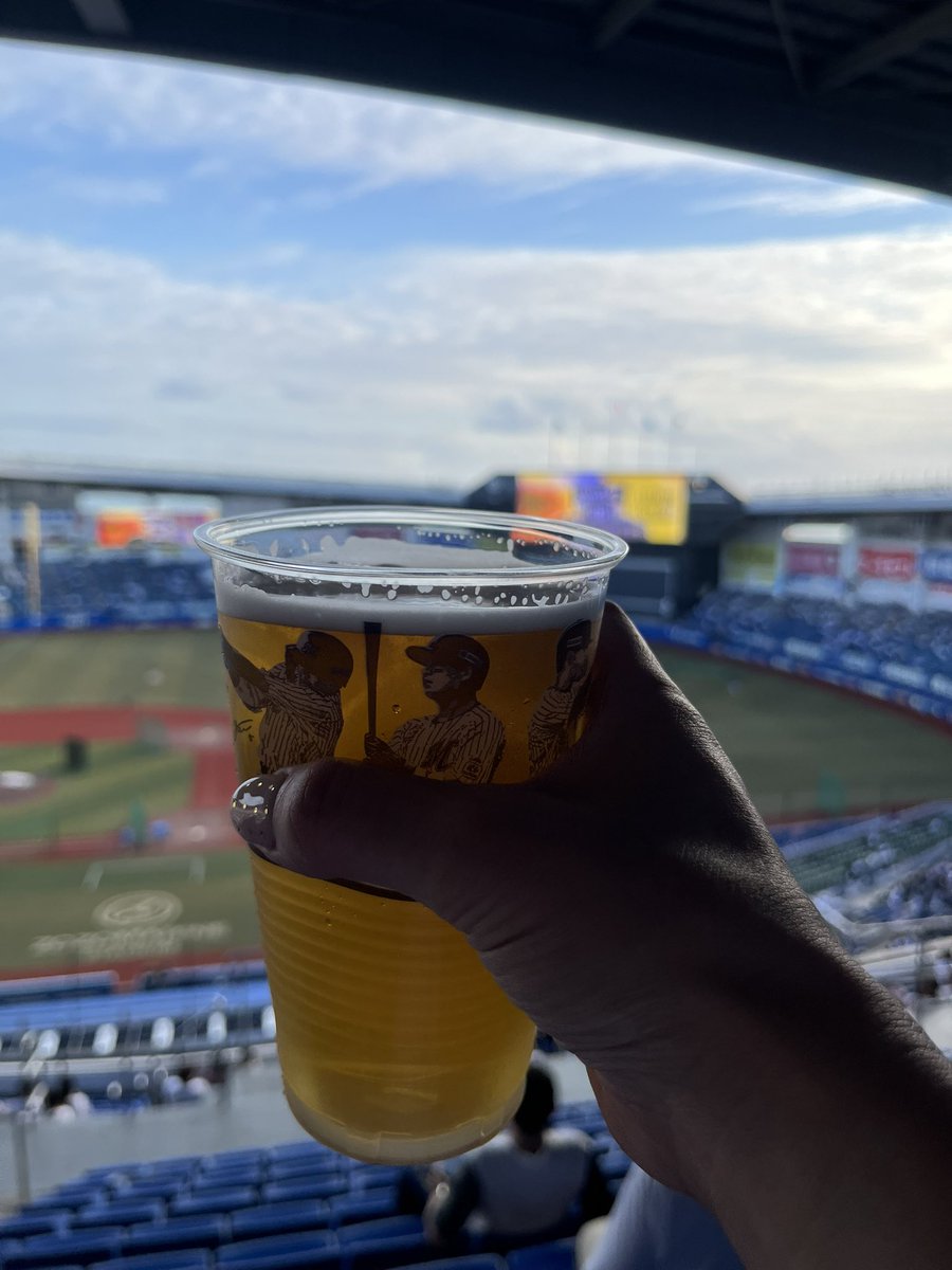 mayu_now's tweet photo. 休出上がりからのビアタイムですわ🍺
#chibalitte https://t.co/61g5D0Kqhm
