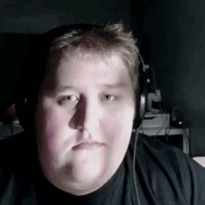 C0RTEXcsgo's tweet image. 🚨BREAKING NEWS 🚨
BROKY HAS WON THE BALLON D’OR AND DONATED THE AWARD TO HIS SON @Poloolpp ‼️‼️‼️‼️