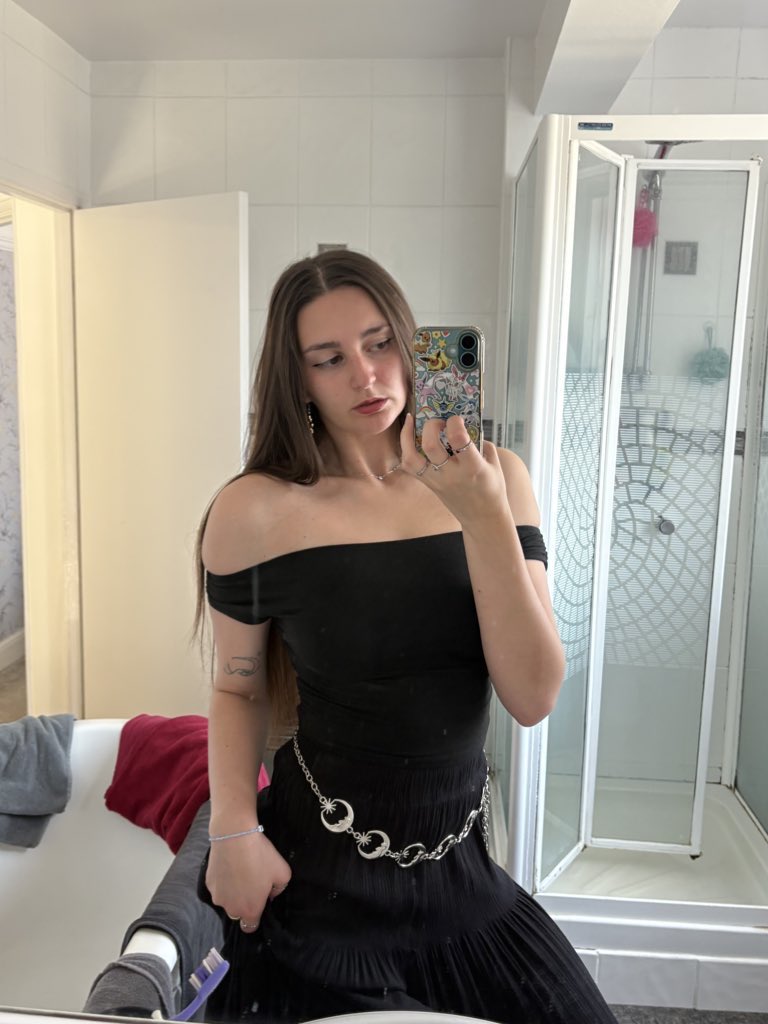 yoitslucy2's tweet photo. happy bi visibility day to all that celebrate 💖💜💙 https://t.co/mzkETVibzE
