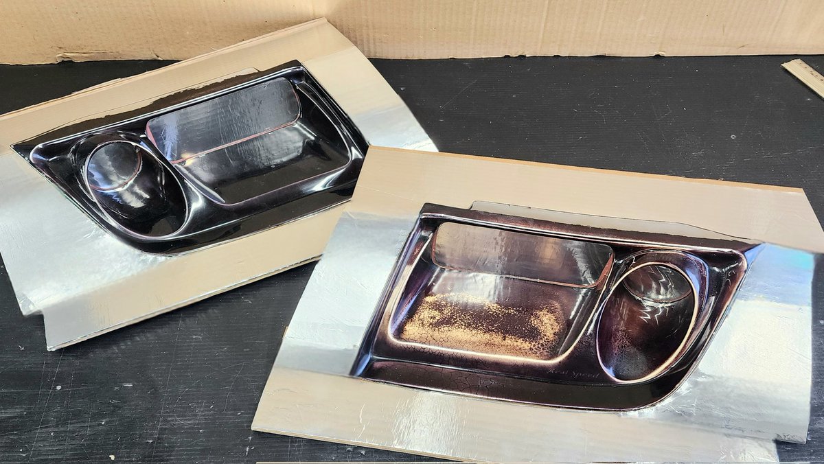 遅れ遅れになってしまいましたが型取り準備OK🫡
#fksfactory
#作業風景
#フェアレディz 
#z32
#ヘッドライト
#インナー