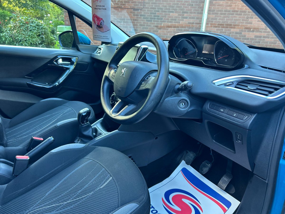 GREAT FIRST CAR PEUGEOT 208 !!
PEUGEOT 208 1.2 VTI ACTIVE MANUAL 5DR.
2013/13 PLATE +LOW MILES+FULL HISTORY+2 KEYS.
£20 ROAD TAX PLUS CHEAP INSURANCE !!
SUPERB CONDITION PLUS SMOOTH DRIVE.
FRESH SERVICE PLUS NEW MOT PLUS RAC WARRANTY.
OUR PRICE ONLY £3995