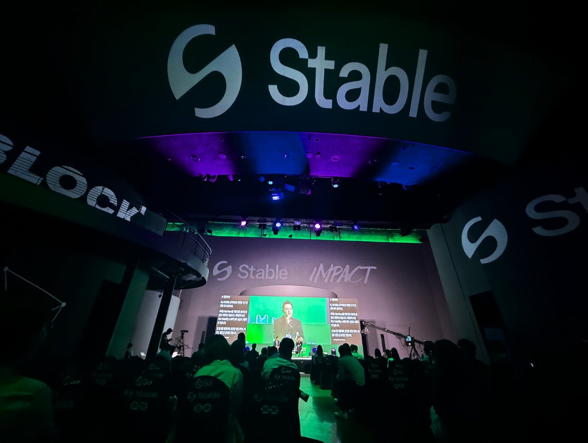 Let’s make this week THE KBW!🇰🇷
Day 1 of #KBW2025 main conference was🔥!
<a href="/kbwofficial/">#KBW2025</a> 

-&gt; edeXa's goal? To show how blockchain can move from hype to habit.

And tomorrow? edeXa takes an even bigger step.🎙️
Stay tuned.

#edeXa