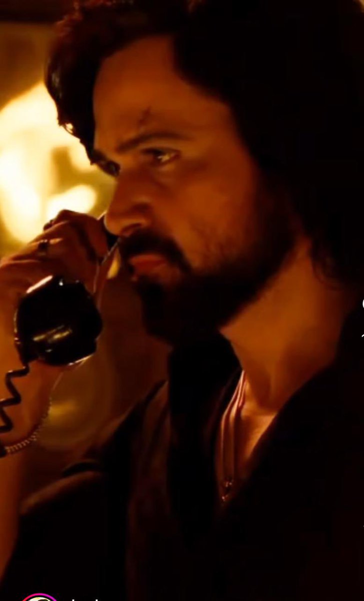 imakashdave's tweet image. Wow! I can’t wait to discover who this mysterious character is in the movie #OG! The suspense is killing me! Is it @emraanhashmi or #HimeshReshammiya 🫣