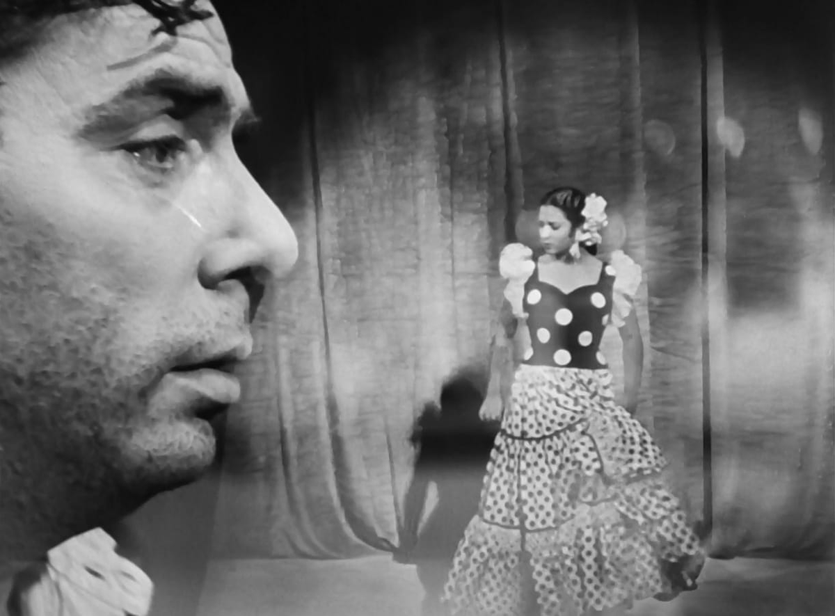 jesuscasas55's tweet image. Uno de mis planos favoritos de todo el mes de septiembre, sino el mejor, es este de #Embrujo (1948) donde Carlos Serrano de Osma compone de esta forma a Manolo Caracol y Lola Flores.

La película está en @FlixOle y es un portento de estilo y montaje.