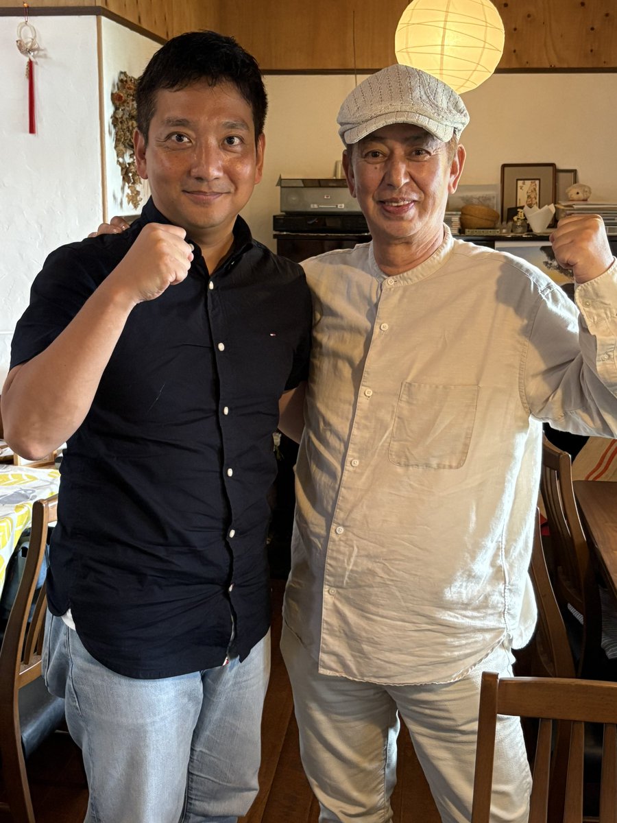 今日はイワさんと糸島デー。

ゆっくりお話しするのは初めてですが、とっても楽しい時間でした^ ^
再生の道、第二章
ワクワクしかありません（笑）

さて、土曜日には横山さんの『あなたの声で創る再生の道』ツアーin 福岡です。
14:00から、福岡premiumトヨタレンタリース博多駅前にて。