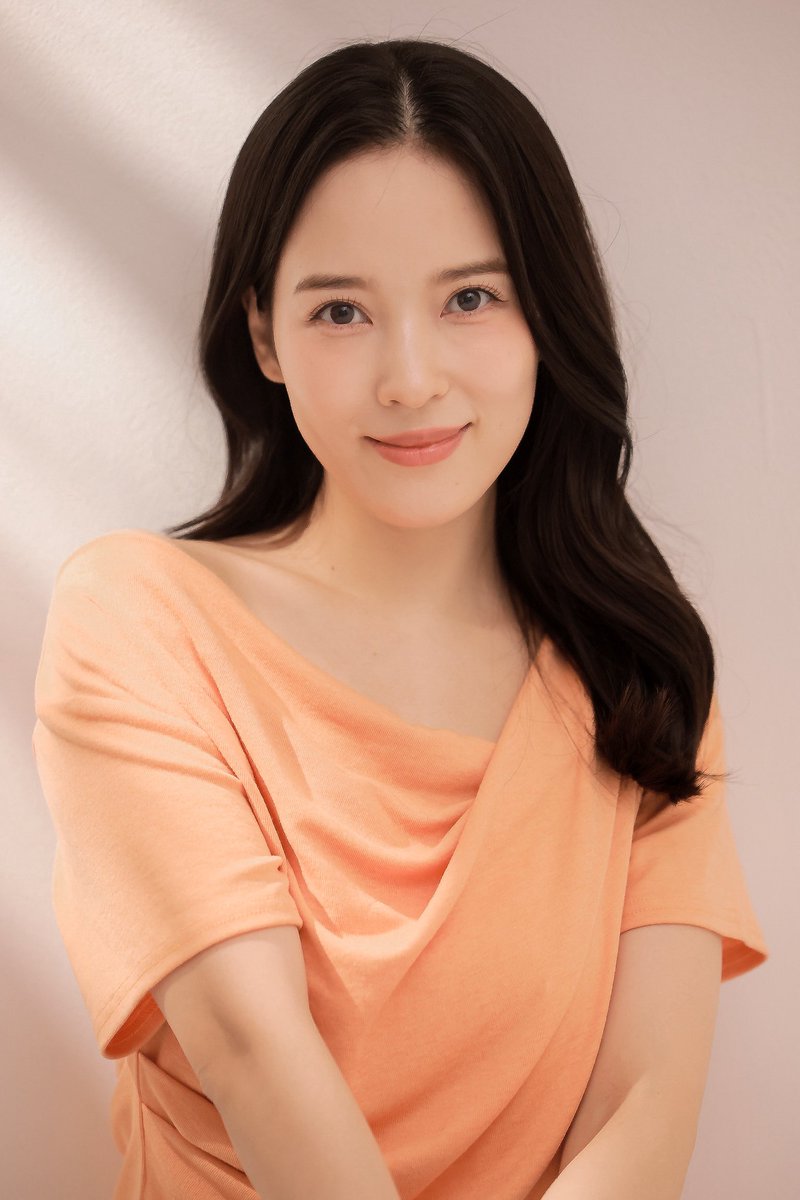 奈津子 / 家電女優 (@natsuko_twins) / Highlights / X