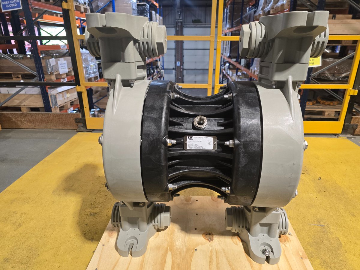 NorthRidgePumps's tweet image. This 2” AOD Pump is different to a normally configured diaphragm pump as the suction &amp;amp; delivery manifold are split.

This enables the pump to transfer from 2 separate containers and pump into 2 separate lines. 
 
#processengineering  #adhesive #packaging #packagingdesign  #glue