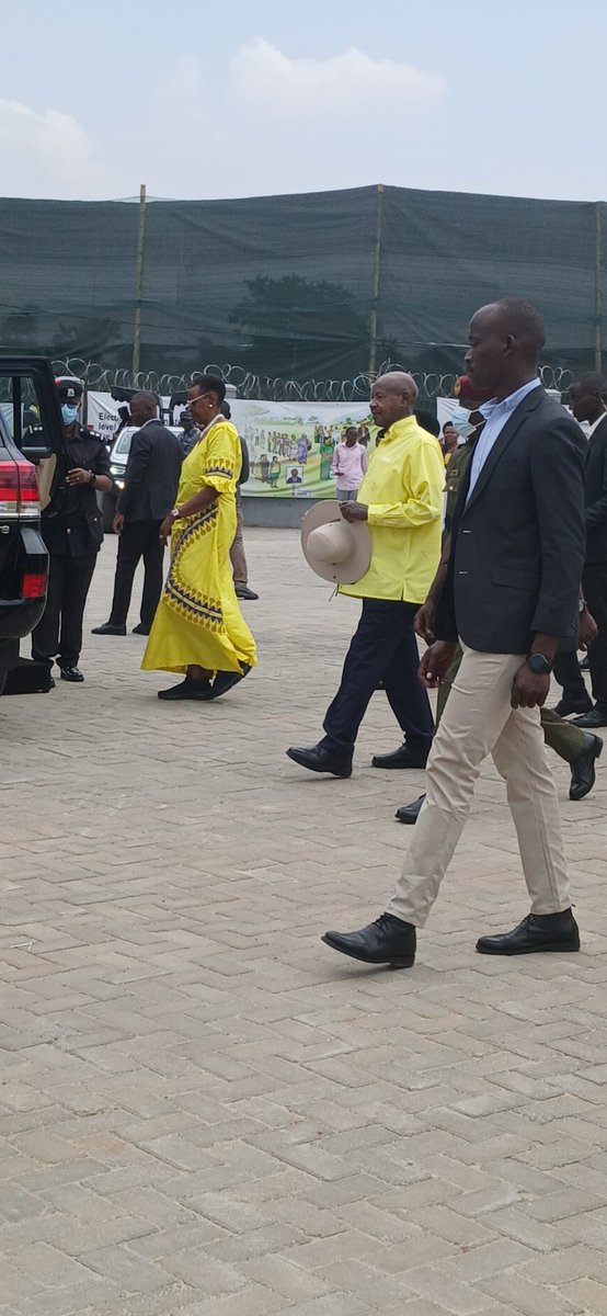 ebgloria1's tweet photo. The big boy himself departs to address his first rally at Kololo ceremonial grounds #ProtectingTheGains https://t.co/MZa8KXaJna