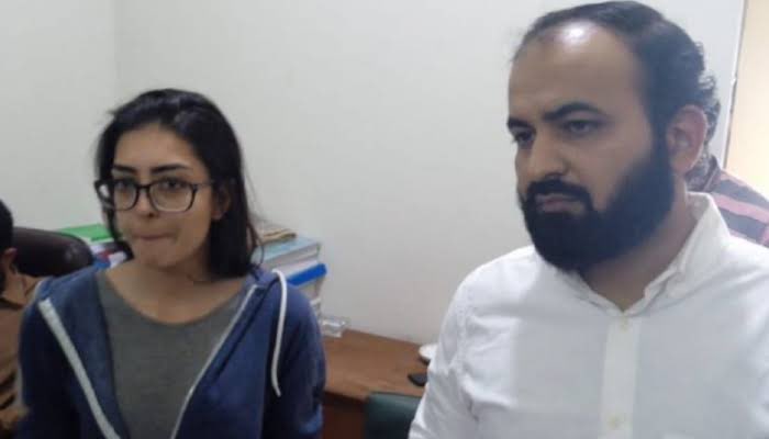 AsadAToor's tweet image. 🚨🚨#BREAKING: #Peshawar high court granted transit bail to lawyers and prominent human rights defenders @ImaanZHazir and @AdvHadiali till 9th October in the terrorism case registered by @ICT_Police on the complaint of IHCBA President.