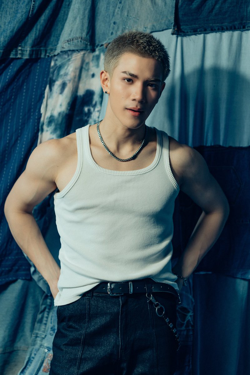 mayaonline2002's tweet image. คอลแลบส์ปึ้ง! เพลงปึ้ง! “FOURTH” #Fourthnattawat คัมแบคซิงเกิลสุดร้อนแรง “Side To Side - FOURTH feat. MABELZ PiXXiE” ประกบพี่สาวคนสวย “มาเบล” #Mabelz_PiXXiE พร้อมลุคใหม่สุดกร้าวใจ❤️‍🔥✨️โดยมี “HYE (ฮาย) Paper Planes” นั่งแท่น Producer เพิ่มดีกรีความร้อนแรงให้กับซิงเกิลนี้อีกด้วย…