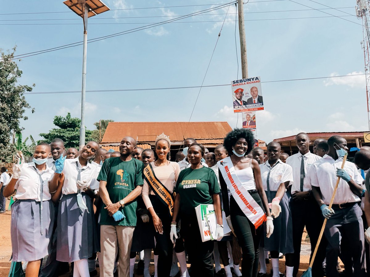 WellnessWithHer's tweet photo. Wellness Ambassador @theabyneza join in leading an environmental clean up, tree planting exercising and march organized by @CYNESA @CYNESAug last Friday. 

This was to highlight the importance of ecological Justice and how it can be managed by anyone and everyone. True wellness. https://t.co/R2P6KzLetp