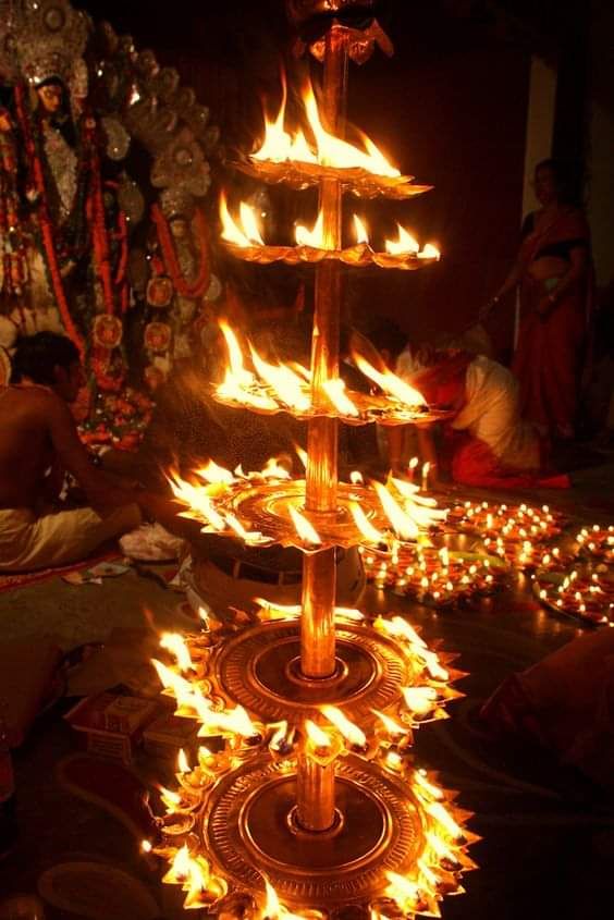 OliviaJose26's tweet photo. Bon Durga Pooja da Milan a tuti i me amici!

#Exceeded #DurgaPuja2025 #Navratri2025 https://t.co/94saahzUC5