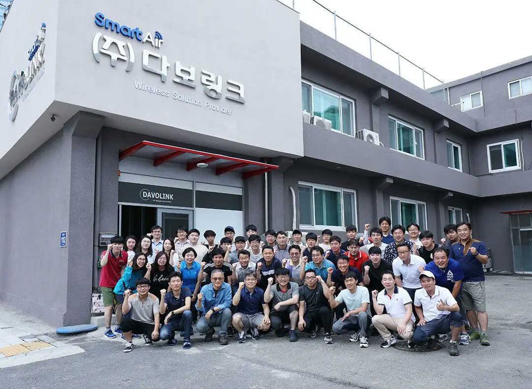 HeddaMacDonald5's tweet image. Two companies team up to launch new PCB solution, targeting AI data center cooling challenges!...ic-pcb.com/davolink-ips-p…
#MetalPCB #MCPCB #thermalmanagement #DataCenterTech #powerelectronics #SustainableTech #AIInfrastructure #pcbdesign  #advancedpcbs #CoolingSolutions #ESG