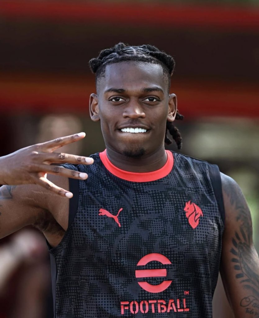 #Leao al podcast “Say less”:  "Stavo per andare all'Inter, pazzesco. Io risposi di no, poiché non avevo giocato bene la stagione al Lille. Volevo stare un'altra stagione per migliorarmi. Poi passano una,due,tre settimane e torna a parlarmi il direttore sportivo e mi dice: il