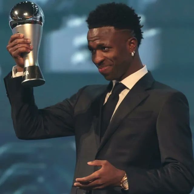 <a href="/Rematesbets/">Rematesbets</a> Vinicius fue:

- Elegido mejor jugador de la Champions
- Mayor número de MVPs en Liga y UCL
- Máximo goleador de su equipo en UCL, marcando en Cuartos, Semis y FInal.
- Ganó el The Best (votan jugadores y entranadores, no periodistas)
- Marcó más goles que Lamine jugando 8