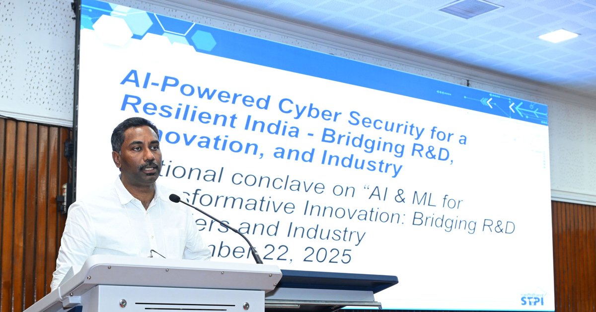 csir_niist's tweet image. 1/3 Glimpses from keynote address and various technical sessions of National Conclave on “AI &amp;amp; ML for Transformative Innovation: Bridging R&amp;amp;D Frontiers and Industry”, being organized as part of our Golden Jubilee Celebrations #niistgjmo #ArtificialInteligence @CSIR_IND