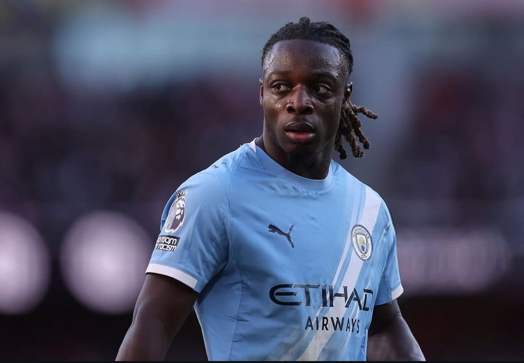 Player that was seen as a winger with poor decision-making/end product, became the best player in the world in a more central role. 

#noticing