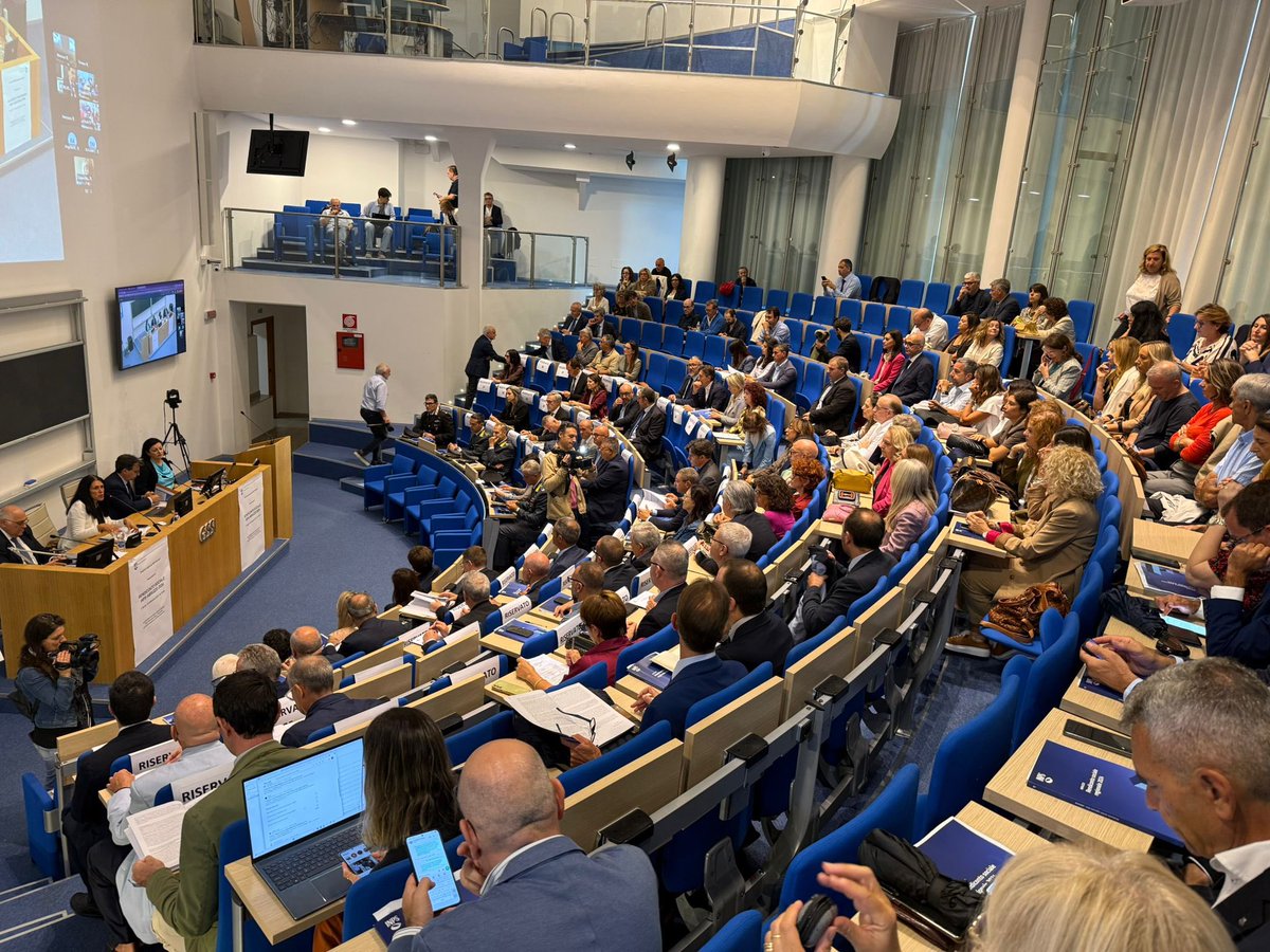 Questa mattina alla presentazione del Rendiconto sociale inps abruzzo 2024: uno strumento di trasparenza che restituisce ai cittadini e alle istituzioni una fotografia chiara dell’attività dell’Istituto sul territorio.

#inps #abruzzo #trasparenza #welfare