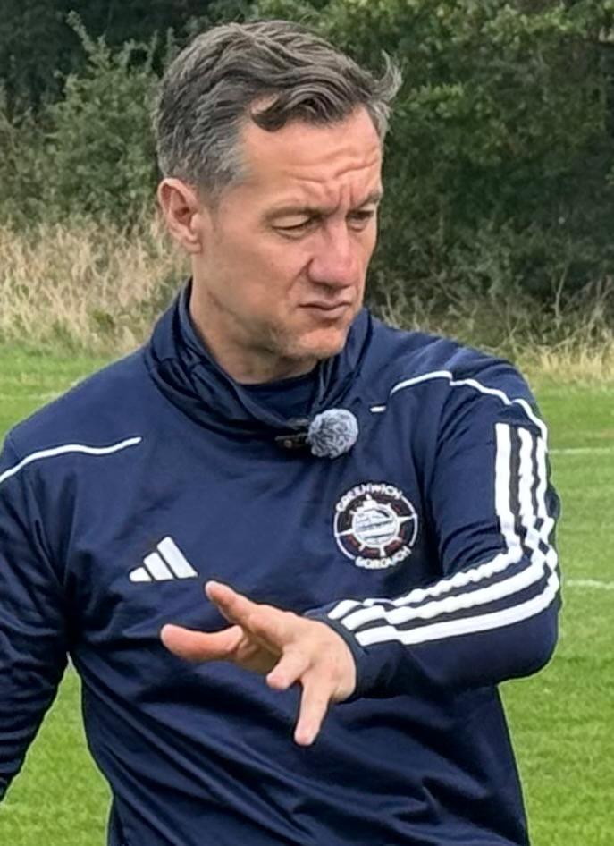 Club Announcement 📢
Tony Russell is appointed as Director of Football at AFC Greenwich Borough.

“His impact will be felt on and off the pitch,” says Sporting Director, Gary Fiore.

🔗Read More: greenwichborough.com/09/23/tony-rus…

#UpTheBoro